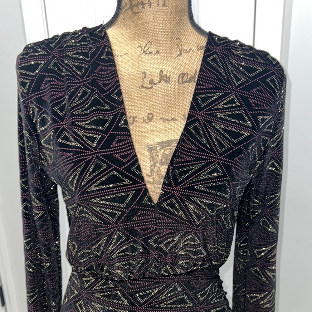 Geometric Patterned V-Neck Dress